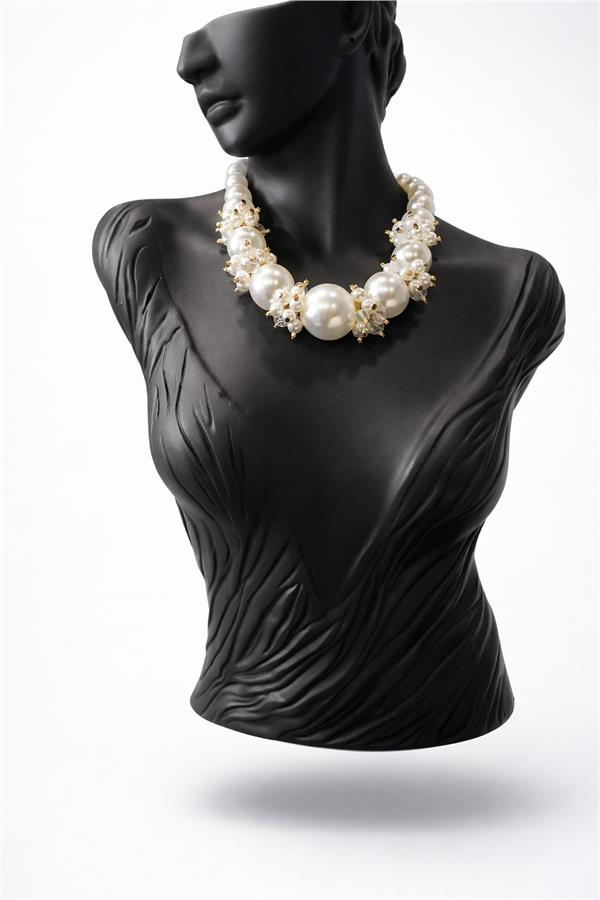 Jane Büyük İnci Dizili Şık Kolye